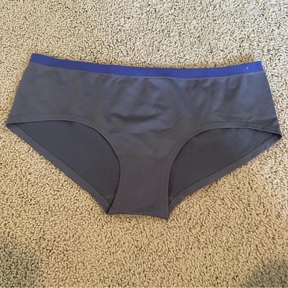 🌸 6/$16 - New Bundle of 4 Target underwear, Size L - Picture 3 of 7